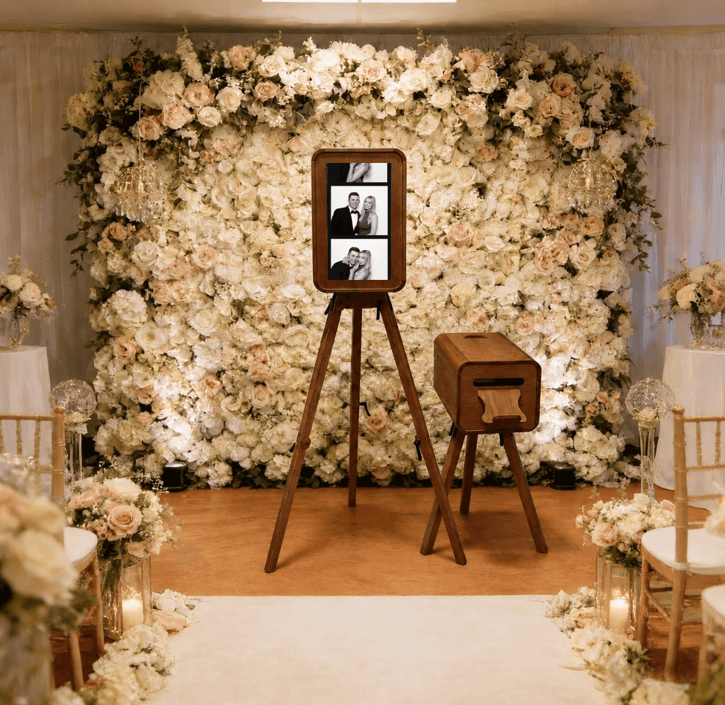 Double Screen Vintage Wooden Box at an elegant wedding venue