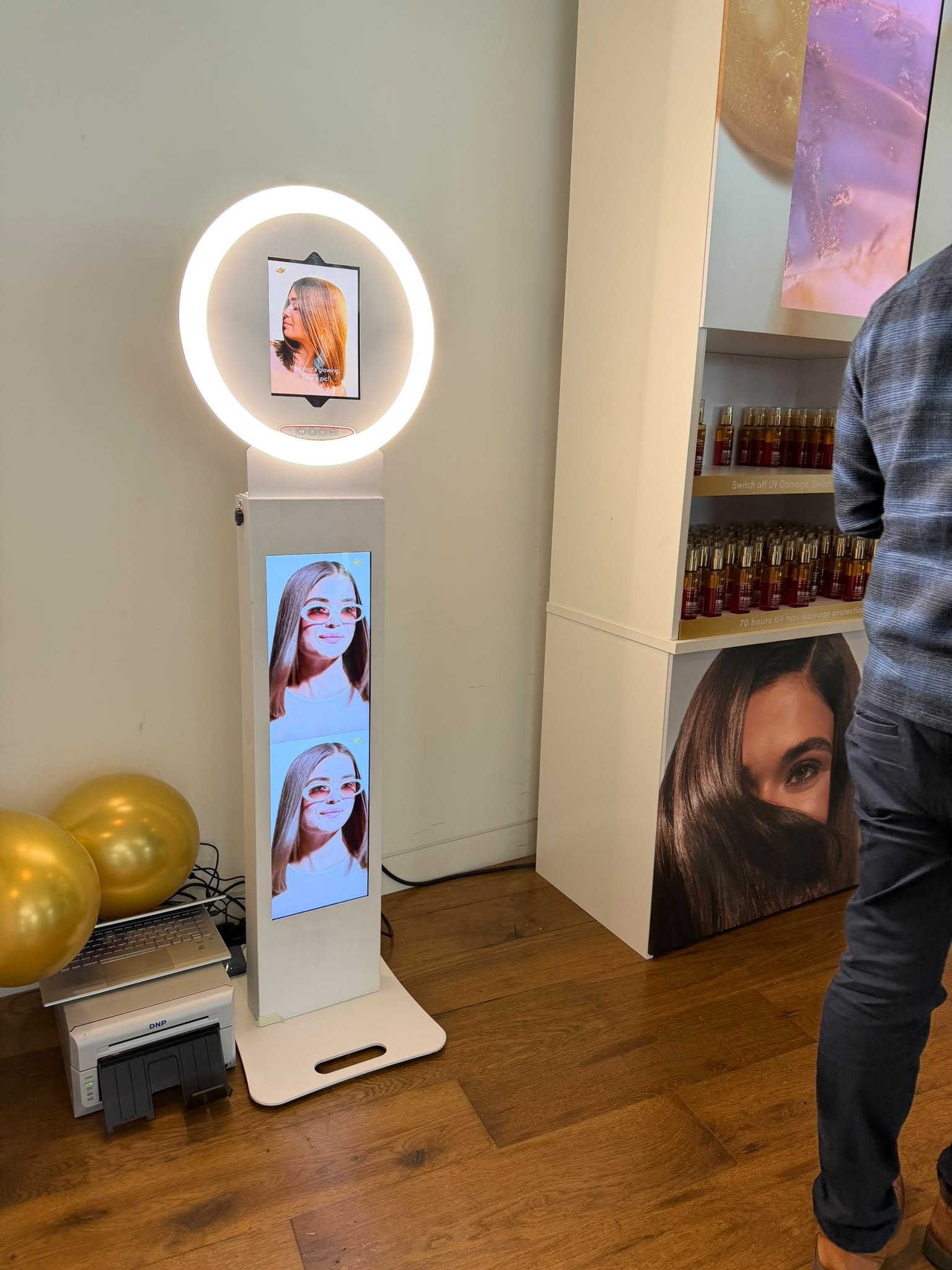 Dove ClickPlick booth with ring light