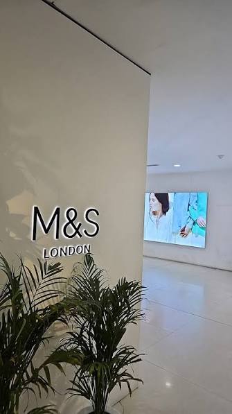 Marks & Spencer in-store photo booth